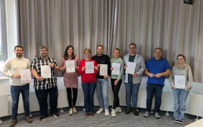 Alle Teilnehmenden des „Six Sigma Green Belt – hybrid“ erhalten Methodenzertifikat und bereiten sich auf ihr erstes Six Sigma-Projekt vor