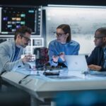 Informationssicherheitsbeauftragte stärken Cybersecurity, schützen sensible Daten und sichern die digitale Zukunft von Unternehmen.